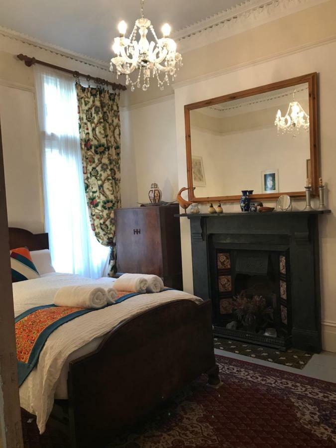 Holmewood Homestay London Eksteriør bilde